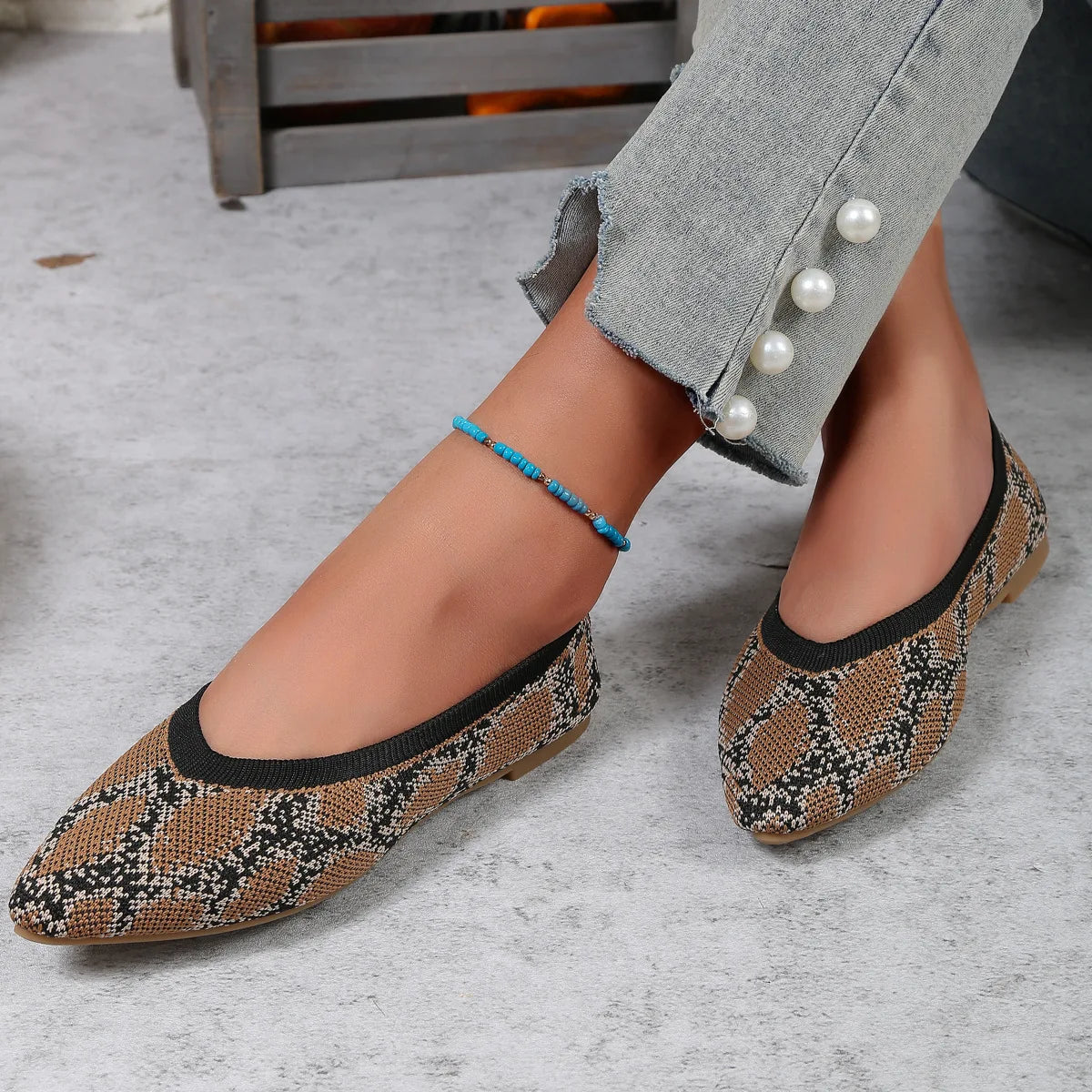 Summer Mesh Breathable Pointed Flat Shoes