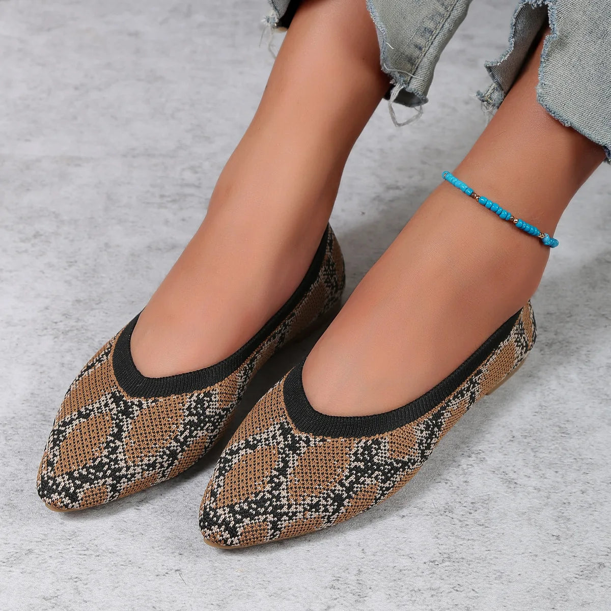 Summer Mesh Breathable Pointed Flat Shoes