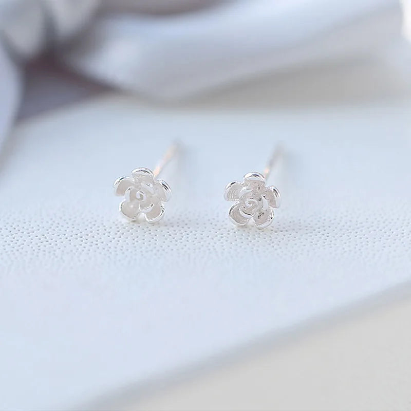 Simple Fashion Zircon Flower Stud Earrings