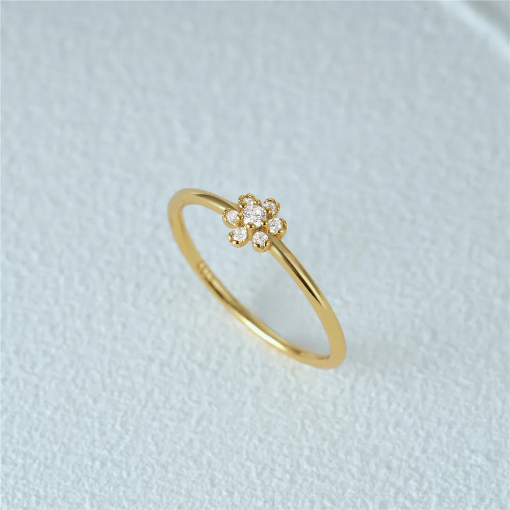 Simple Stylish Seven-Zircon Flower Ring