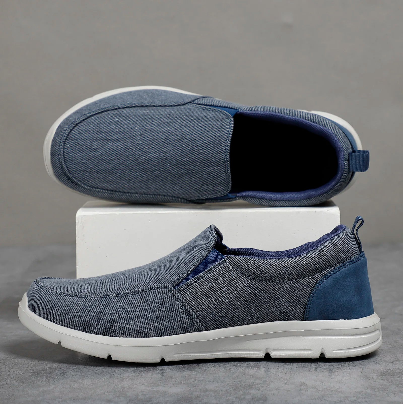 Men Canvas Shoes Comfortable Outdoor Slip On Sneakers