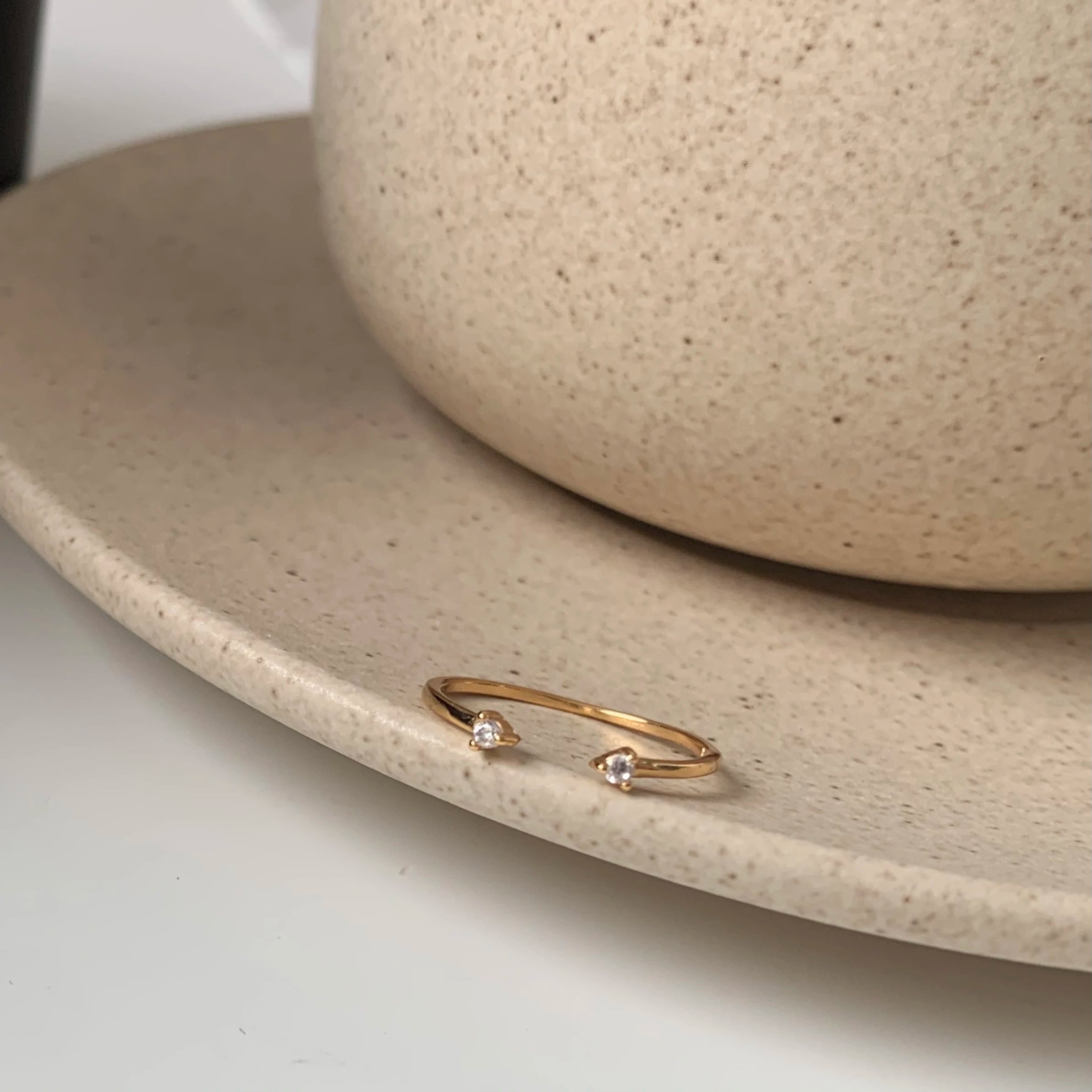 925 Sterling Silver Inlaid Zircon Mini Lines Open Ring