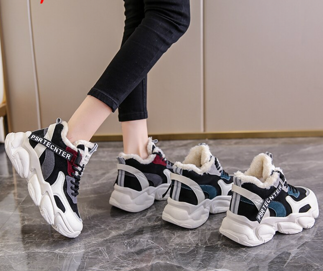 Platform Woman Boots Plush Casual Sneakers