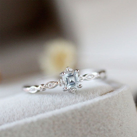 Twist Classical Cubic Zirconia Ring Crystals Gift