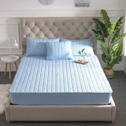 Washable Breathable Solid Color Mattress Cover Embossed Quilted