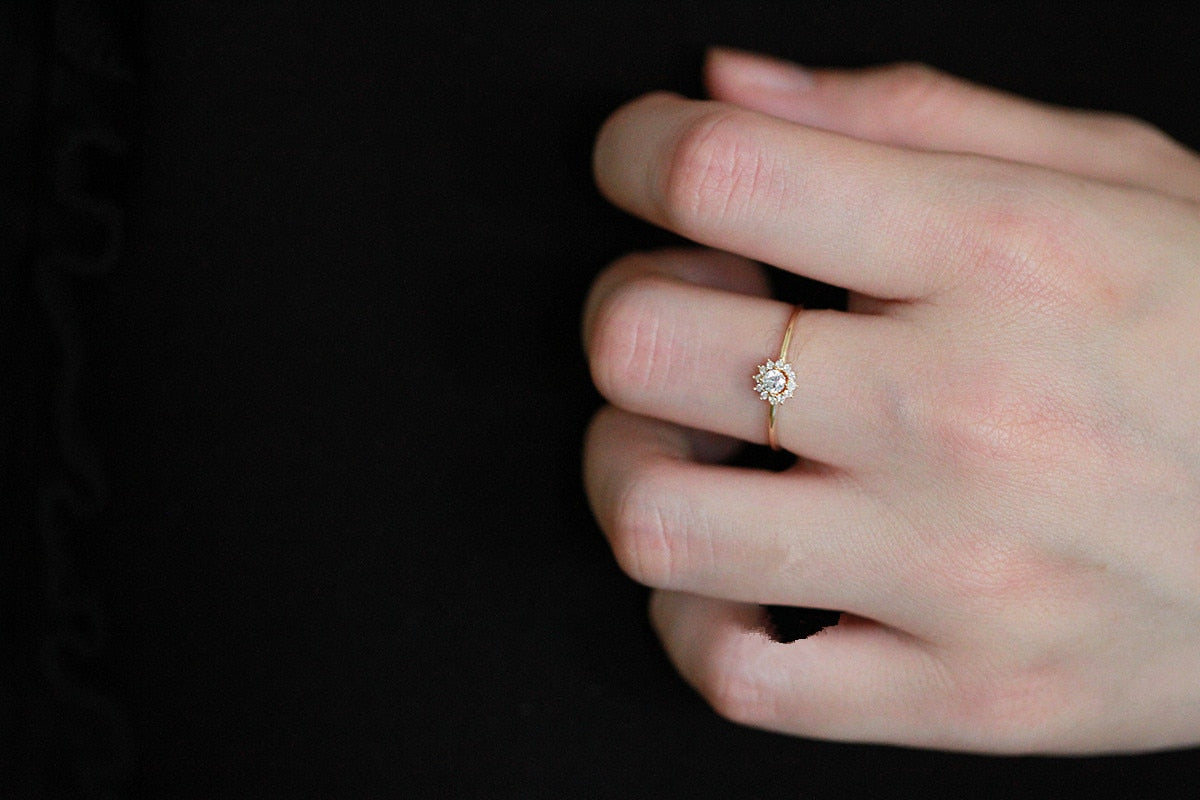 Simple Sunflower Ring Crystal Fashion