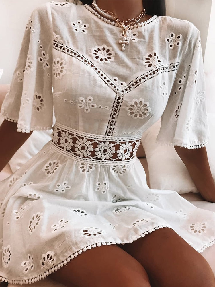 Floral Embroidery Cotton Dress Women Casual High Fashion Backless Short