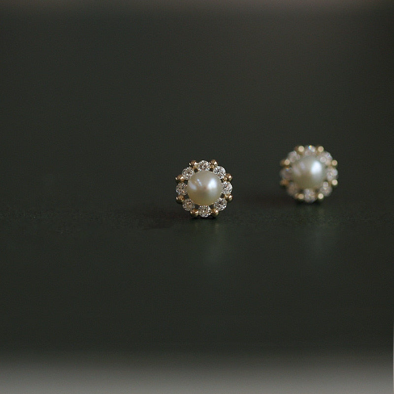 Simple Pearl Stud Earrings Women Jewelry Gift