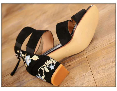 Ethnic Style Embroidered Mid-heel Sandals All-match Thick Heel Elegant Retro