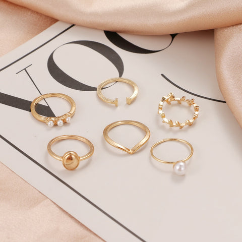 Bohemian Gold Pearl Leaf Joint Ring Set