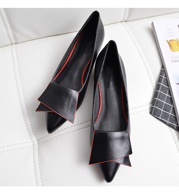 pointed toe Cowhide Leather Flat Shoes