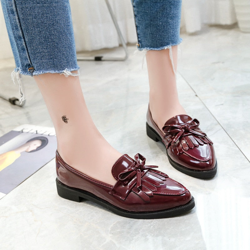 Casual Tassel Bow Pointed Toe Black Oxford Shoes